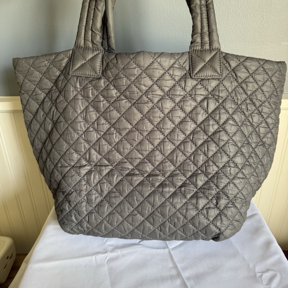 MZ Wallace Medium Metro City Tote Magnet Gray Quilted Shoulder Bag Purse Travel - Picture 2 of 14